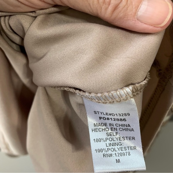 Entro taupe mauve gray leopard print shift dress with‎ peasant sleeve. Size M - Picture 8 of 10